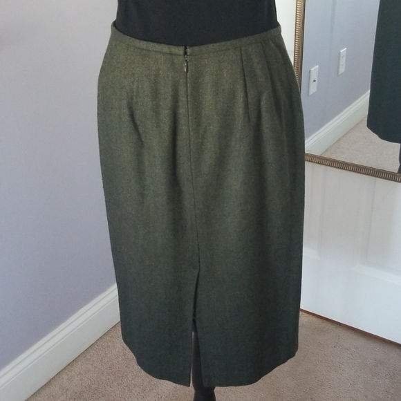 LOFT green wool straight skirt - Picture 7 of 7